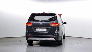 KIA CARNIVAL 2016