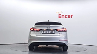 HYUNDAI AVANTE AD 2016