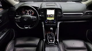 SAMSUNG QM6 2021