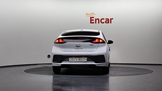 HYUNDAI IONIQ HYBRID 2019