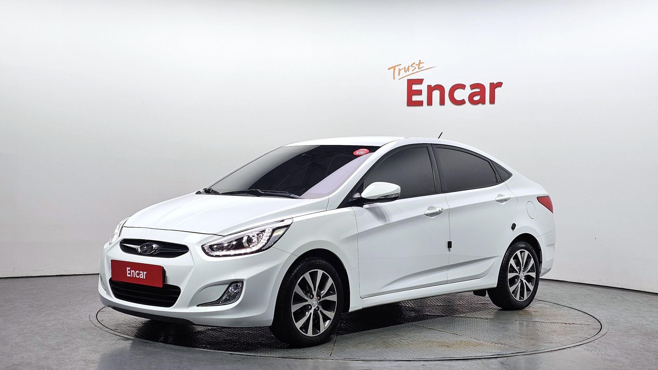 HYUNDAI ACCENT NEW
