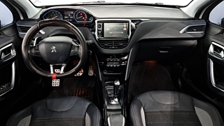 PEUGEOT 2008 2016