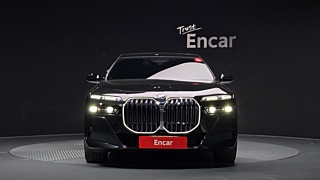 BMW 7-SERIES G70 2023