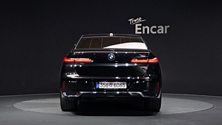 BMW 7-SERIES G70 2023