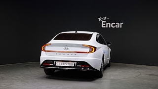 HYUNDAI SONATA DN8 2021