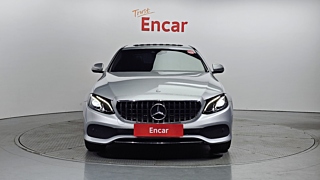 MERCEDES BENZ E-CLASS W213 2017