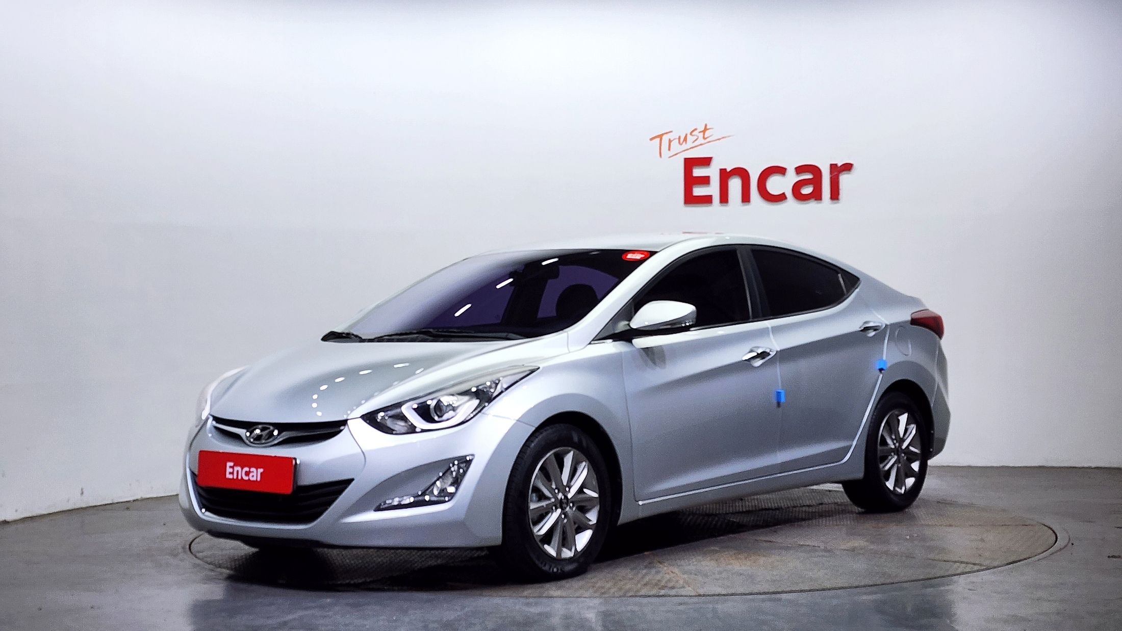 HYUNDAI AVANTE 2013
