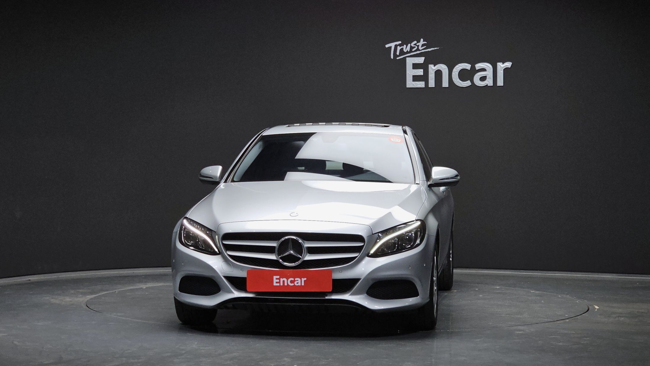 MERCEDES BENZ C-CLASS W205 2016