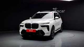 BMW X7 G07 2024
