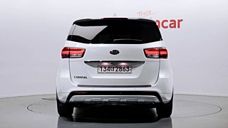 KIA CARNIVAL 2018