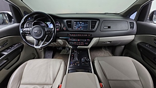 KIA CARNIVAL 2018