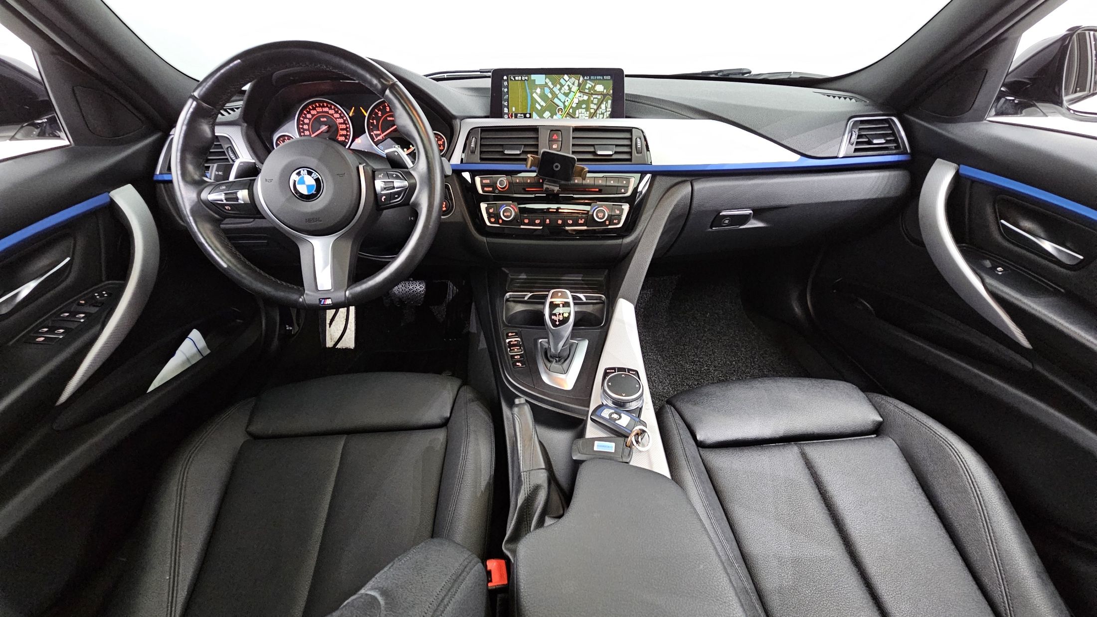 BMW 3-SERIES F30 2018