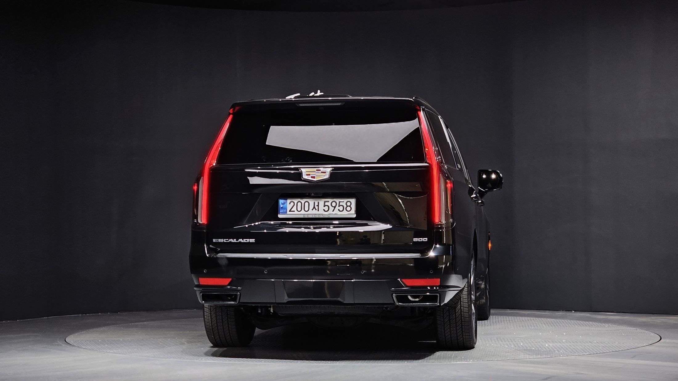 CADILLAC ESCALADE