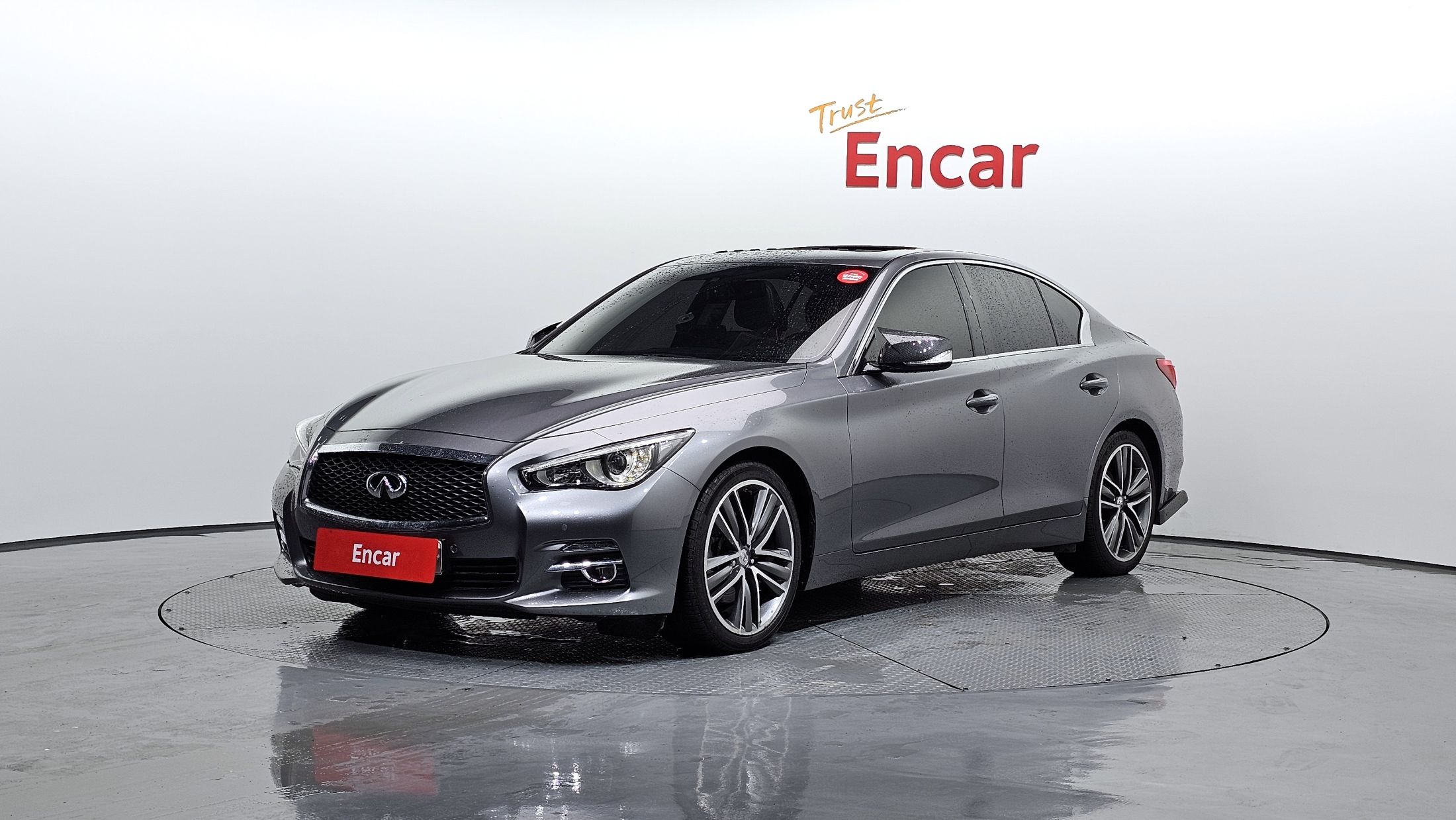 INFINITI Q50