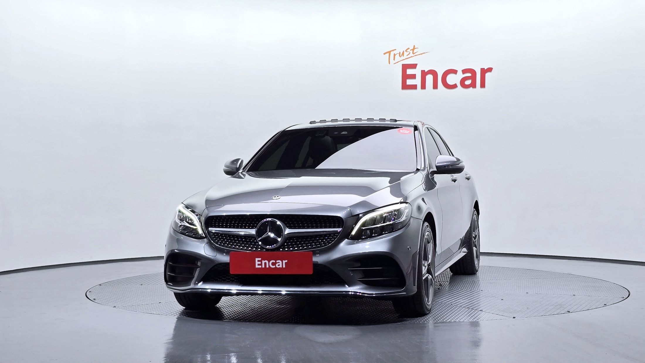 MERCEDES BENZ C-CLASS W205 2019
