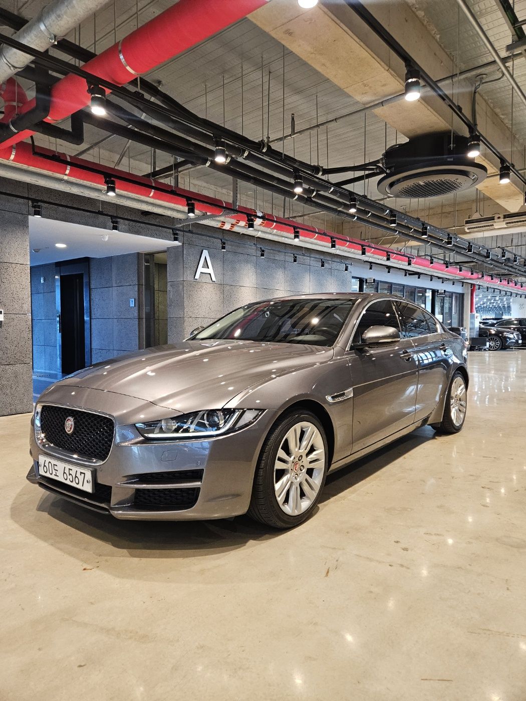 JAGUAR XE 2016