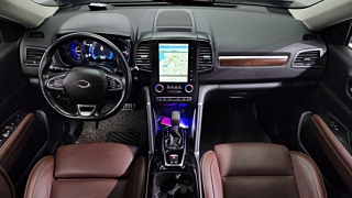 SAMSUNG QM6 2020