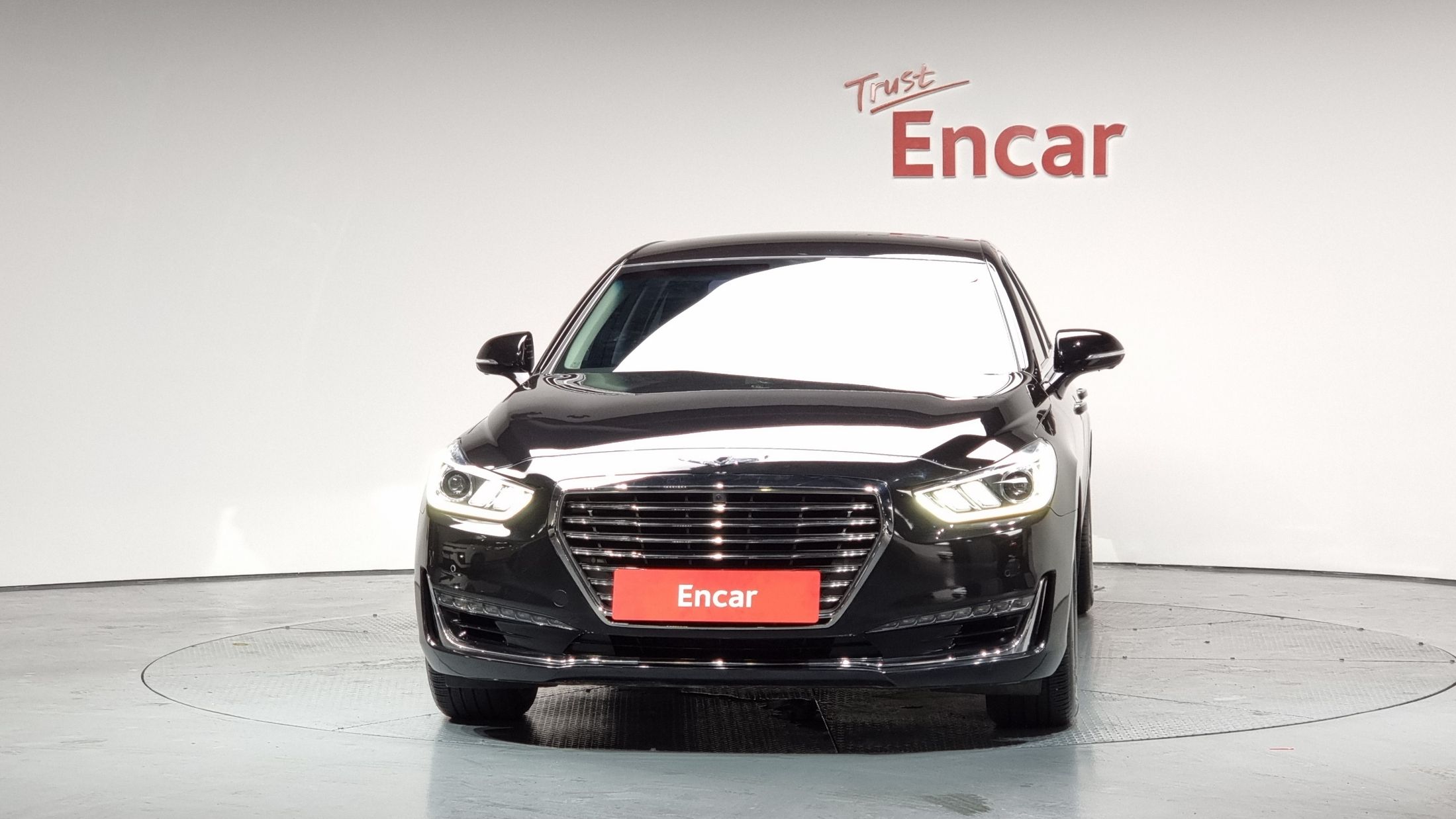 GENESIS EQ900 2018