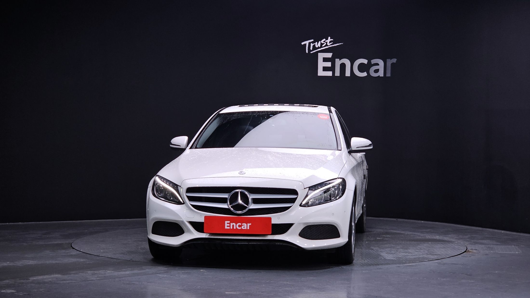MERCEDES BENZ C-CLASS W205 2016