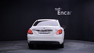 MERCEDES BENZ C-CLASS W205 2016