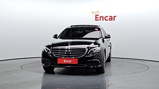 MERCEDES BENZ E-CLASS W213 2019