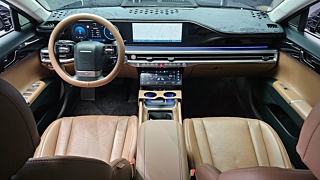 HYUNDAI GRANDEUR GN7 2023