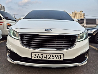 KIA CARNIVAL 2016