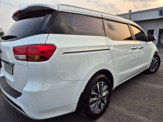 KIA CARNIVAL 2016