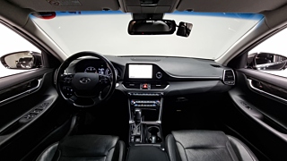 HYUNDAI GRANDEUR IG 2016