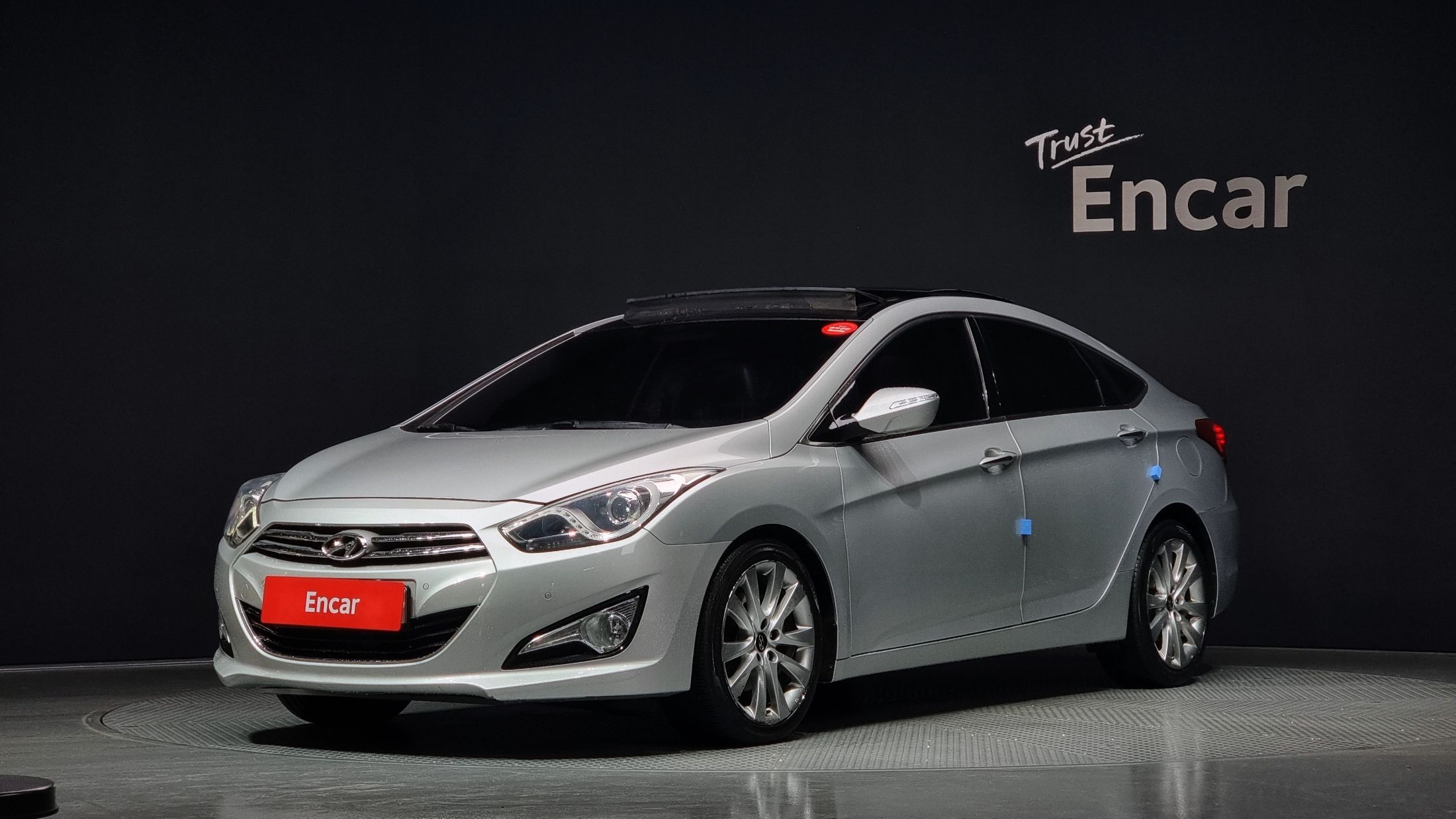 HYUNDAI I40 SALOON