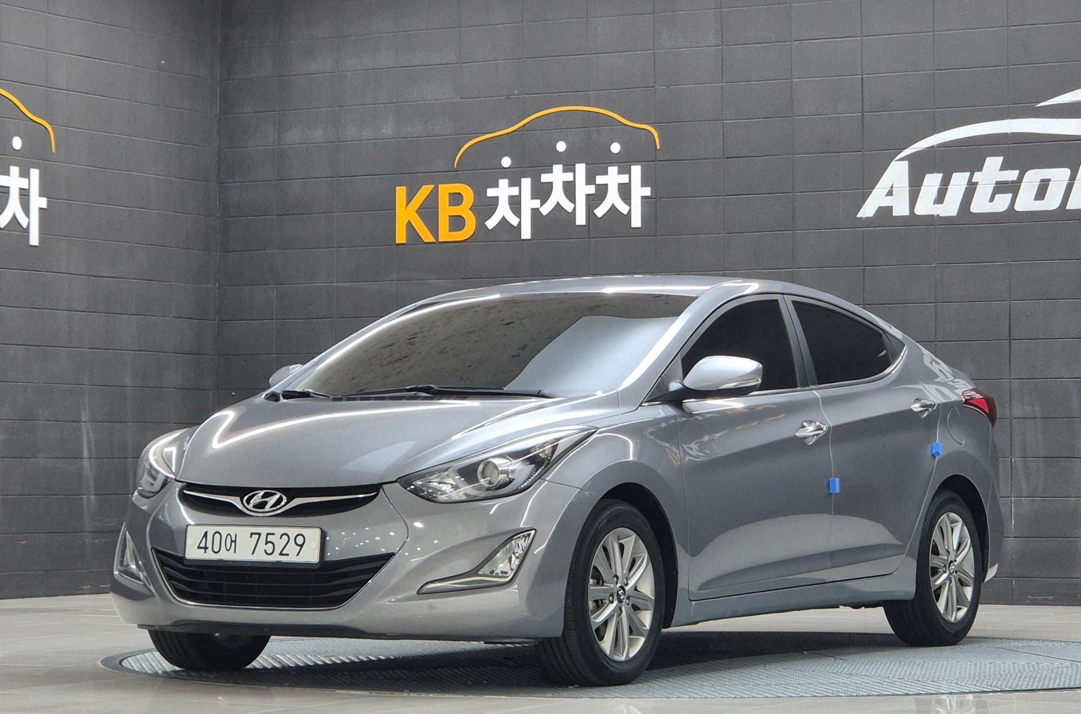 HYUNDAI AVANTE 2014
