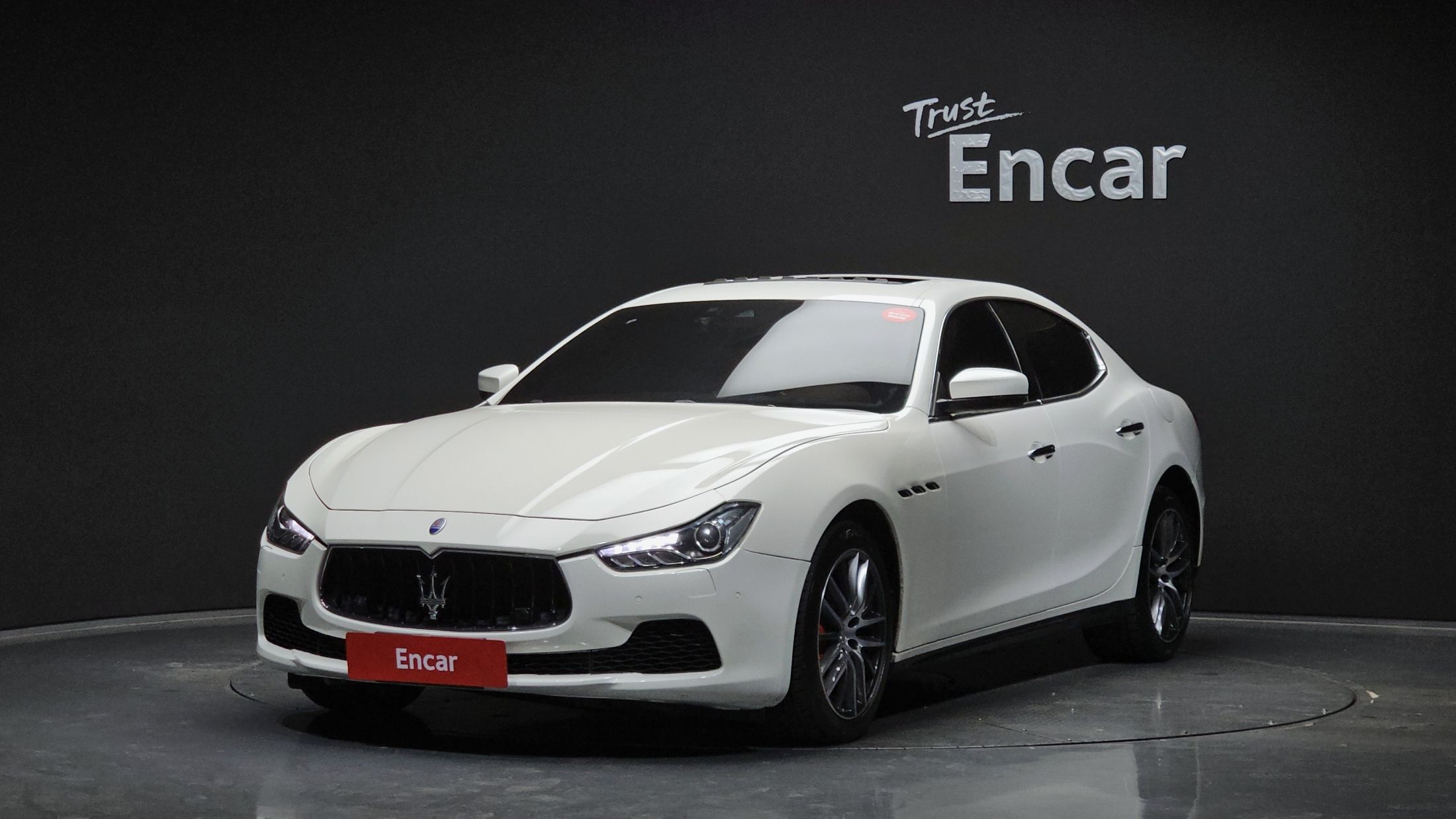 MASERATI GHIBLI
