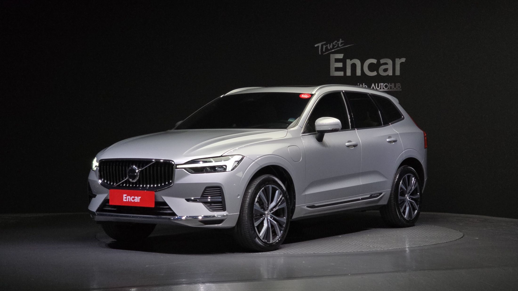 VOLVO XC60 2022