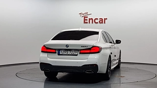 BMW 5-SERIES G30 2022