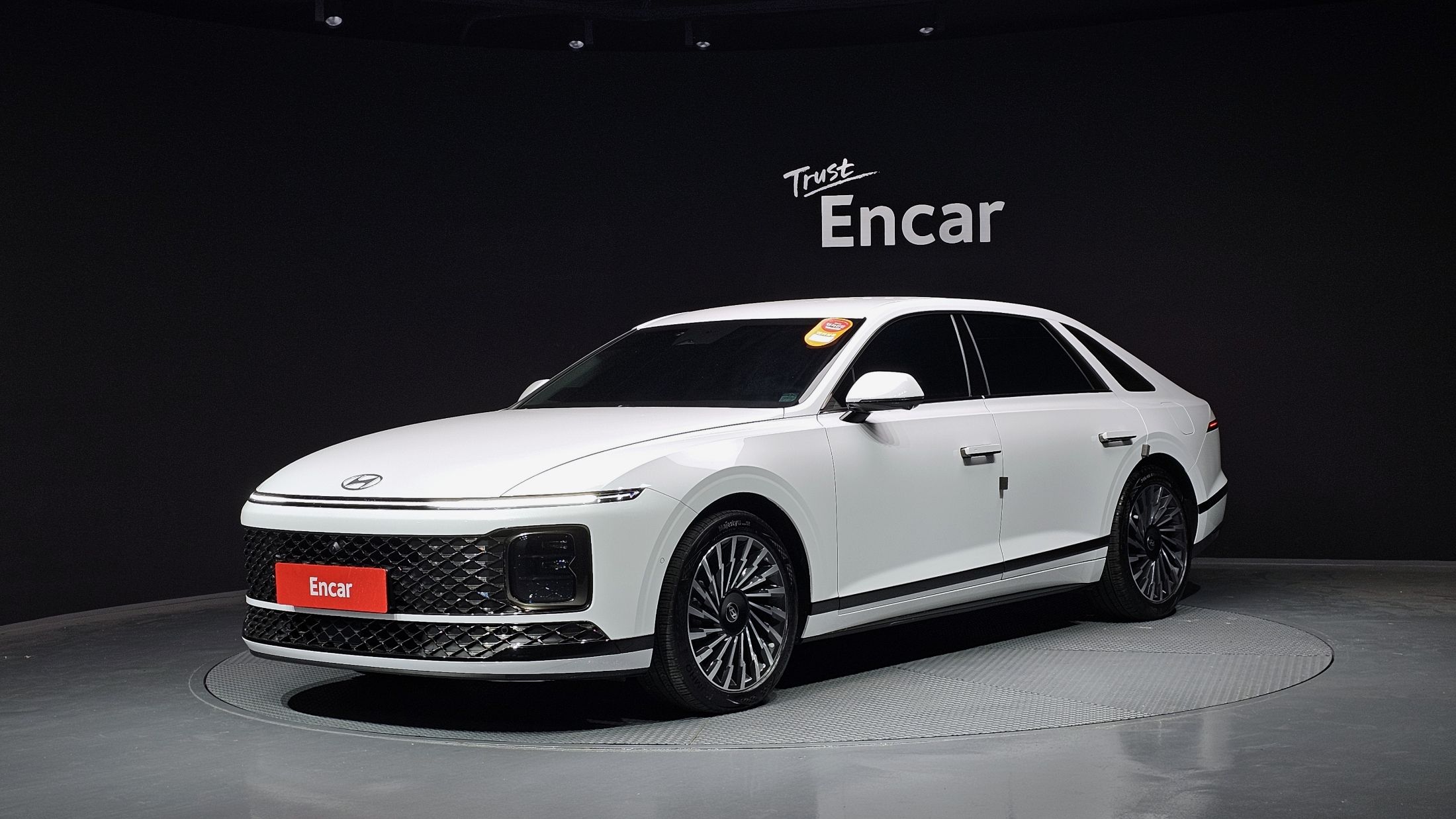 HYUNDAI GRANDEUR HYBRID GN7 2023