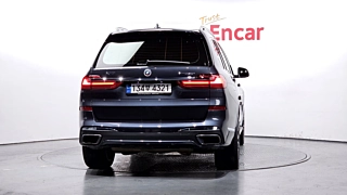 BMW X7 G07 2022