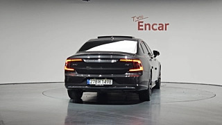 VOLVO S90 2022