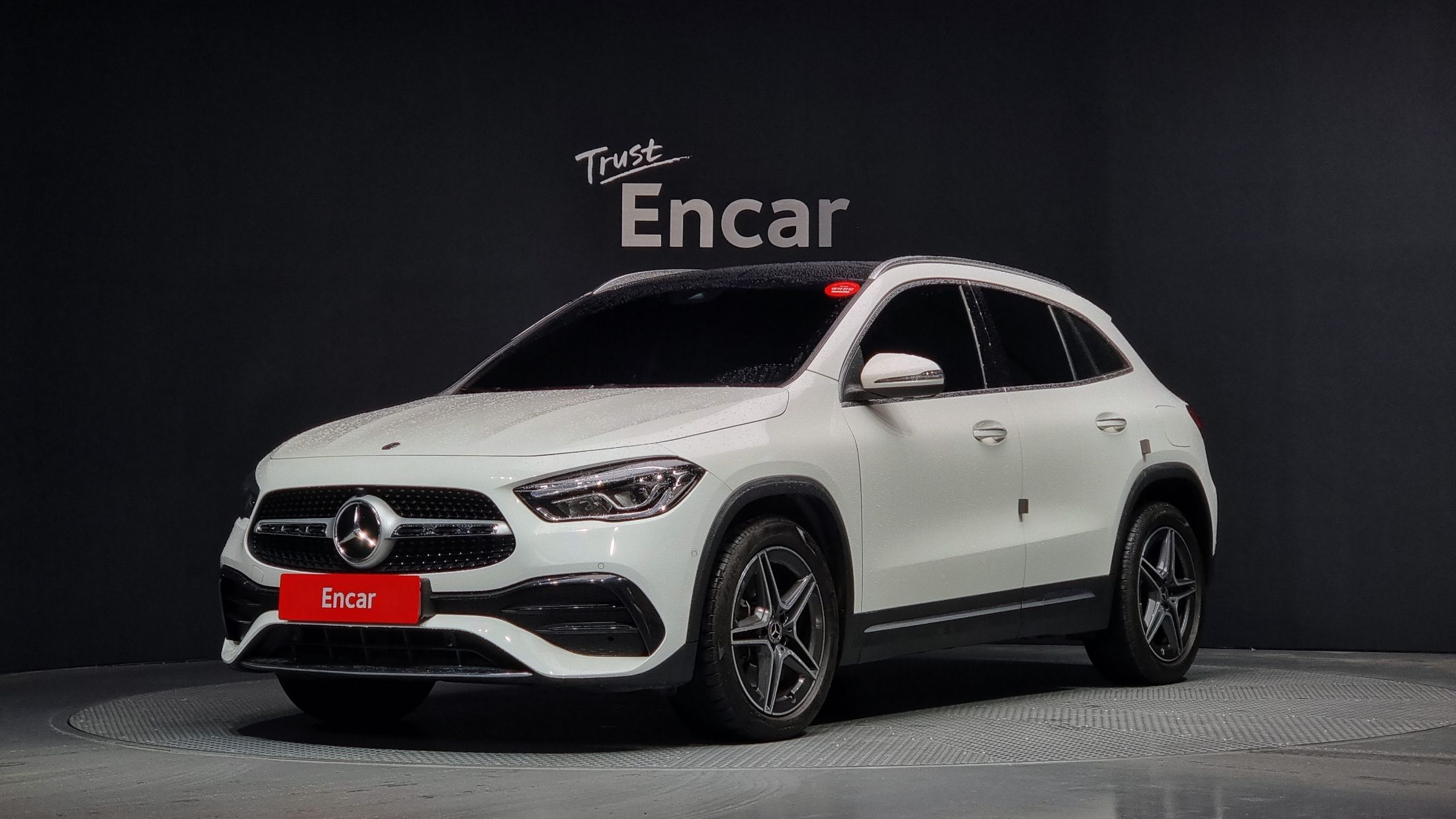 MERCEDES BENZ GLA-CLASS H247 2020
