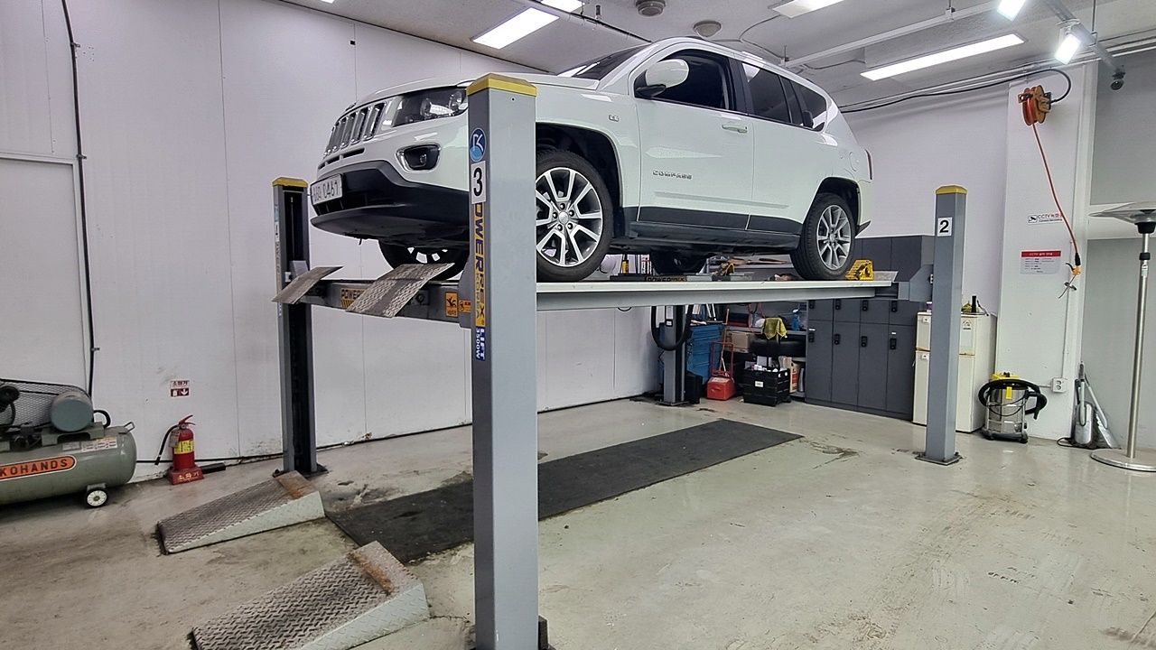 JEEP COMPASS