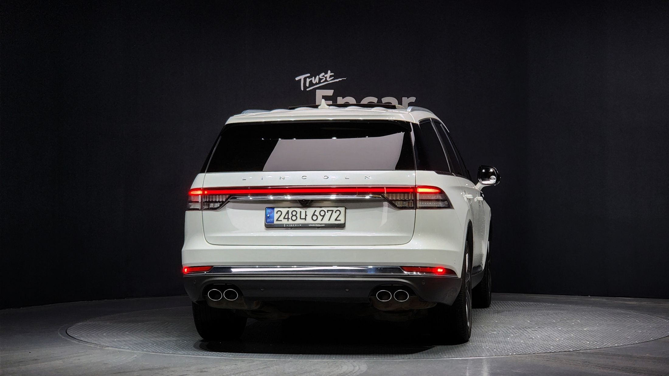 LINCOLN AVIATOR