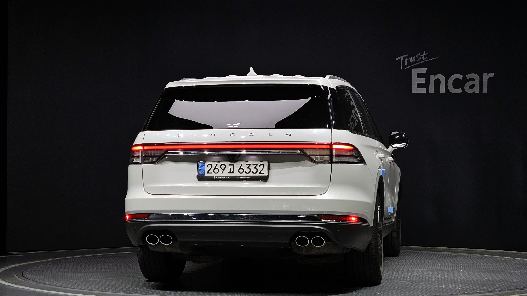 LINCOLN AVIATOR