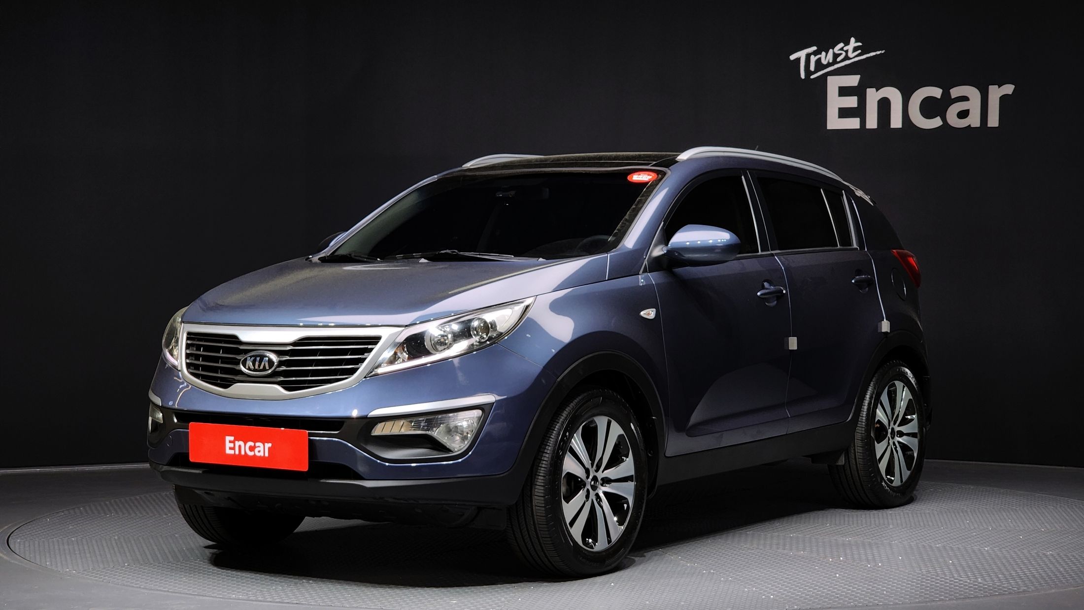 KIA SPORTAGE R