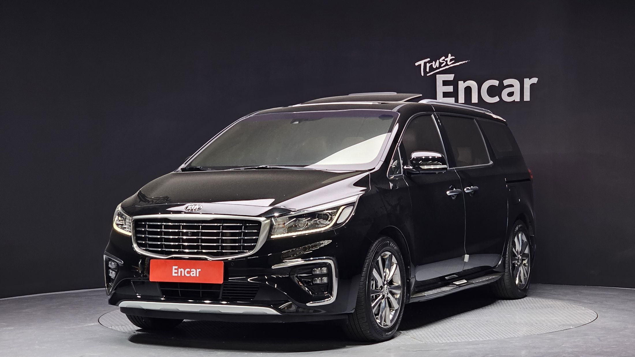 KIA CARNIVAL 2019