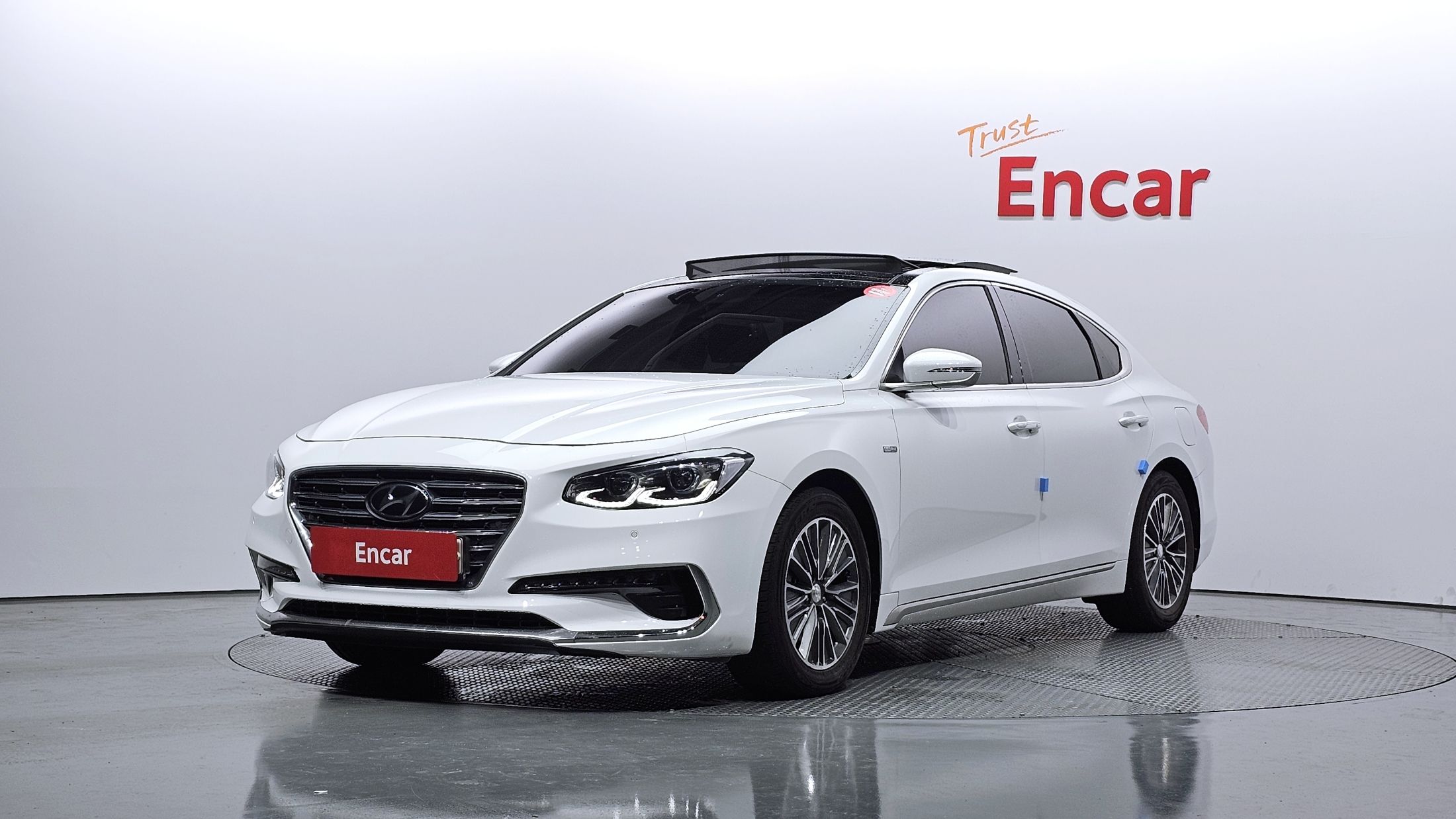 HYUNDAI GRANDEUR IG HYBRID 2018