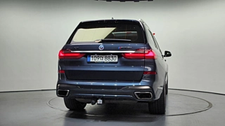 BMW X7 G07 2022