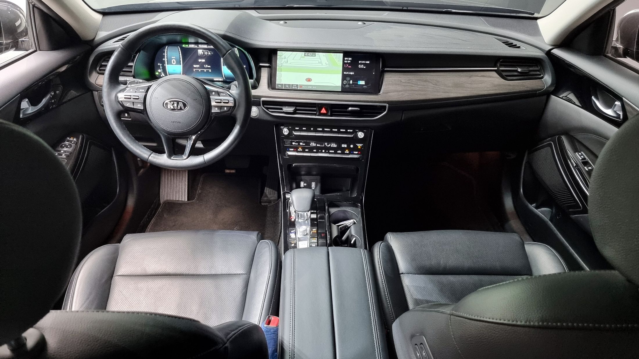 KIA K7 PREMIER HYBRID