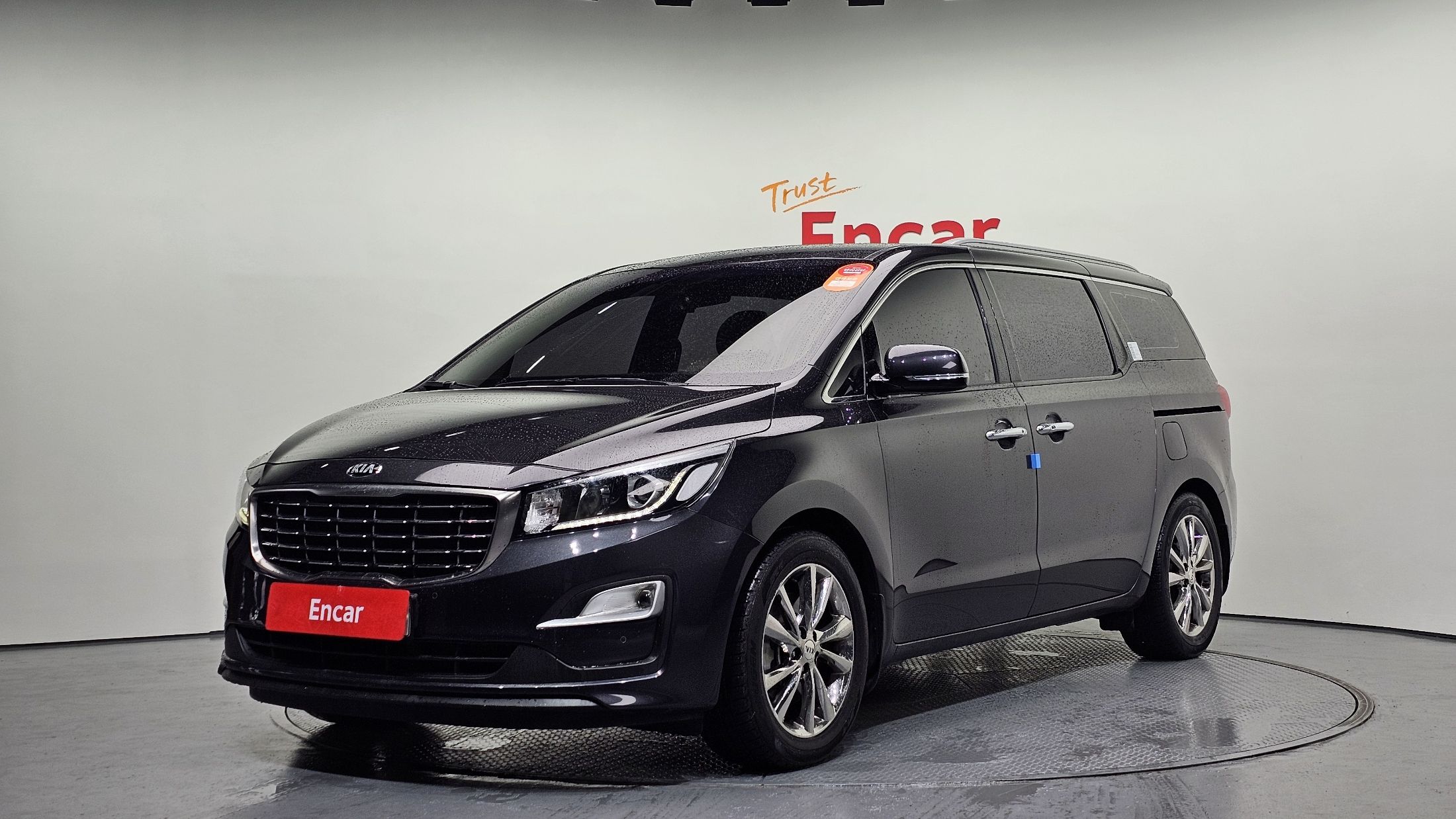 KIA CARNIVAL 2018