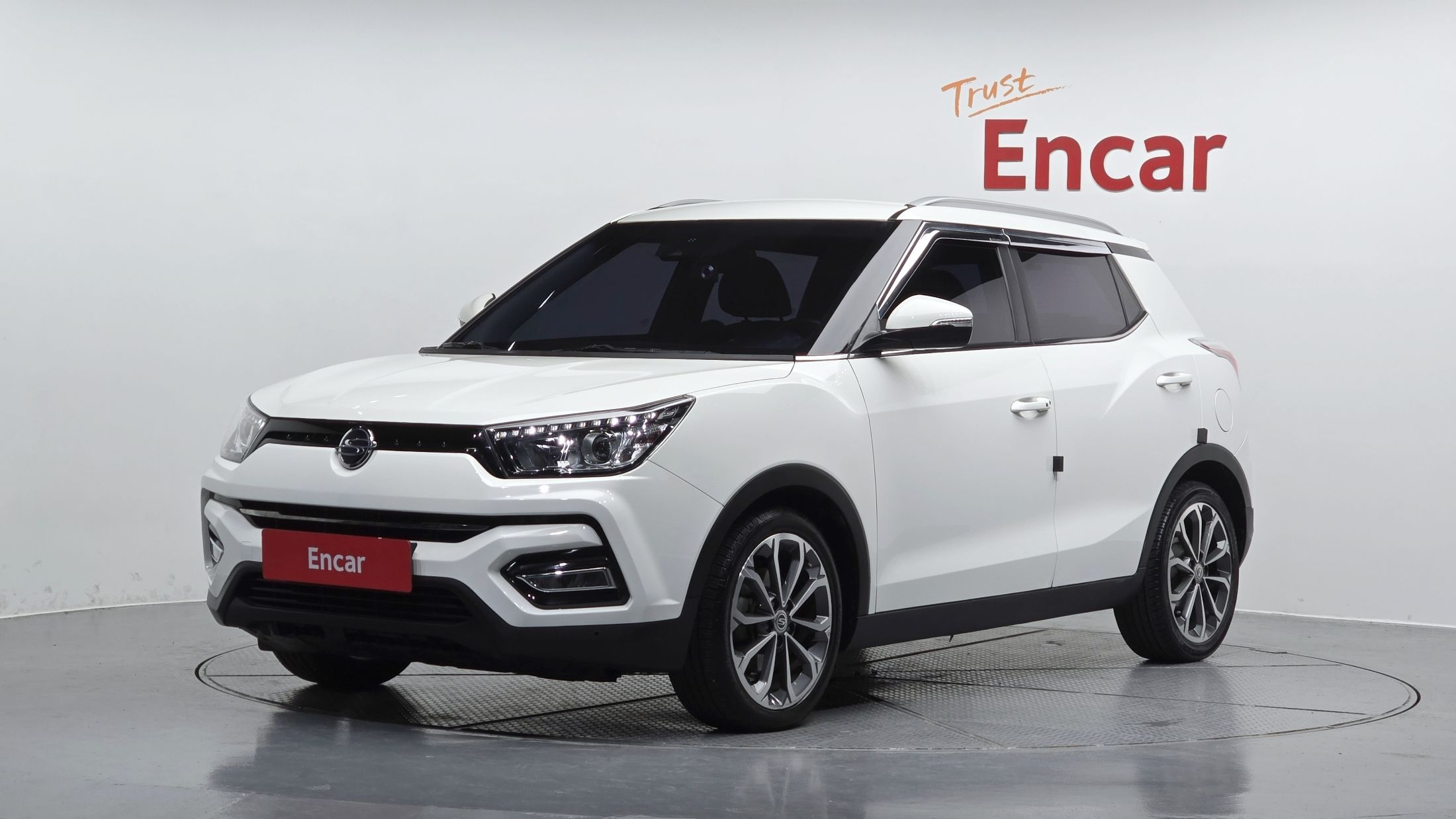 SSANGYONG TIVOLI ARMOR