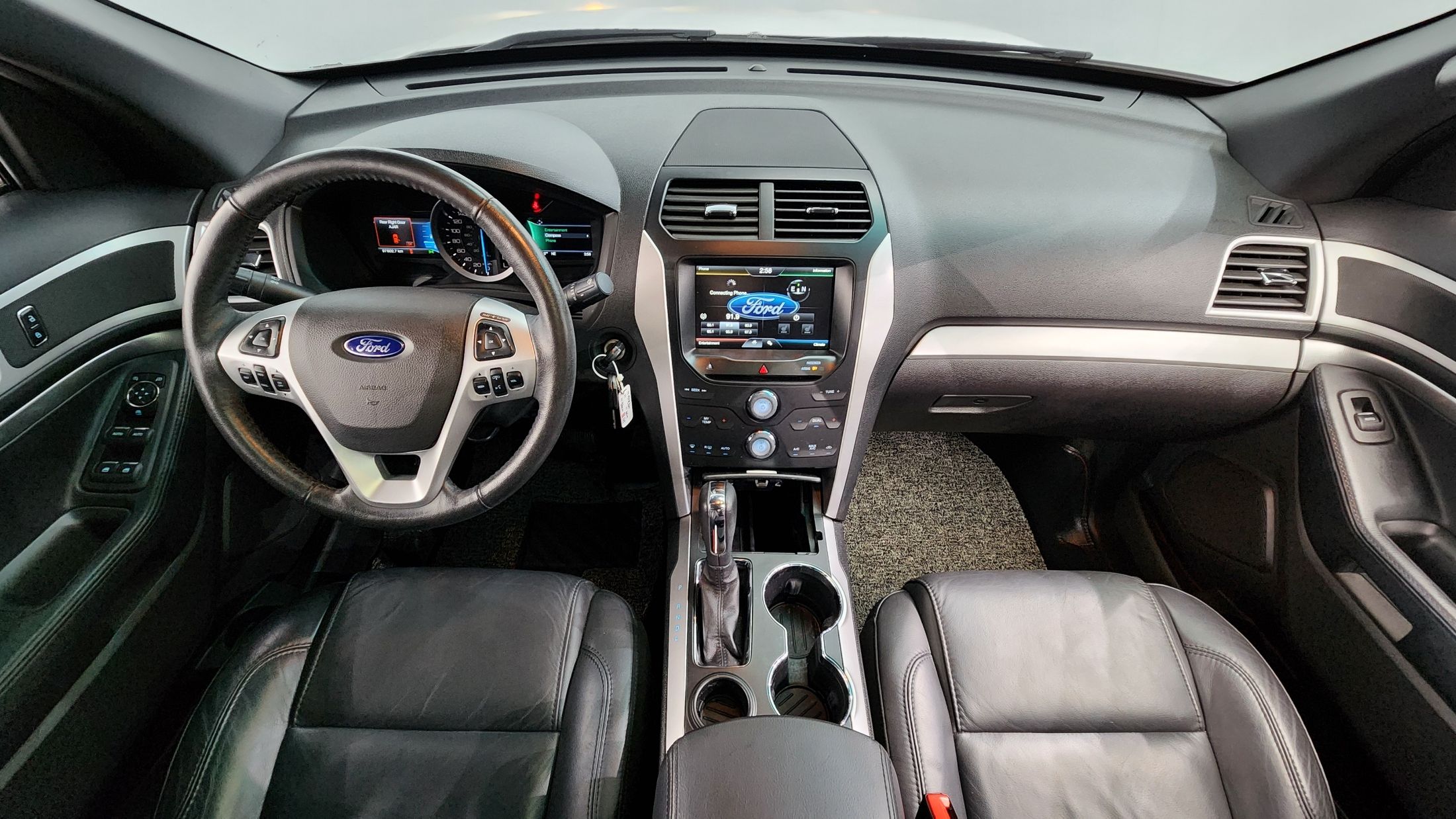 FORD EXPLORER