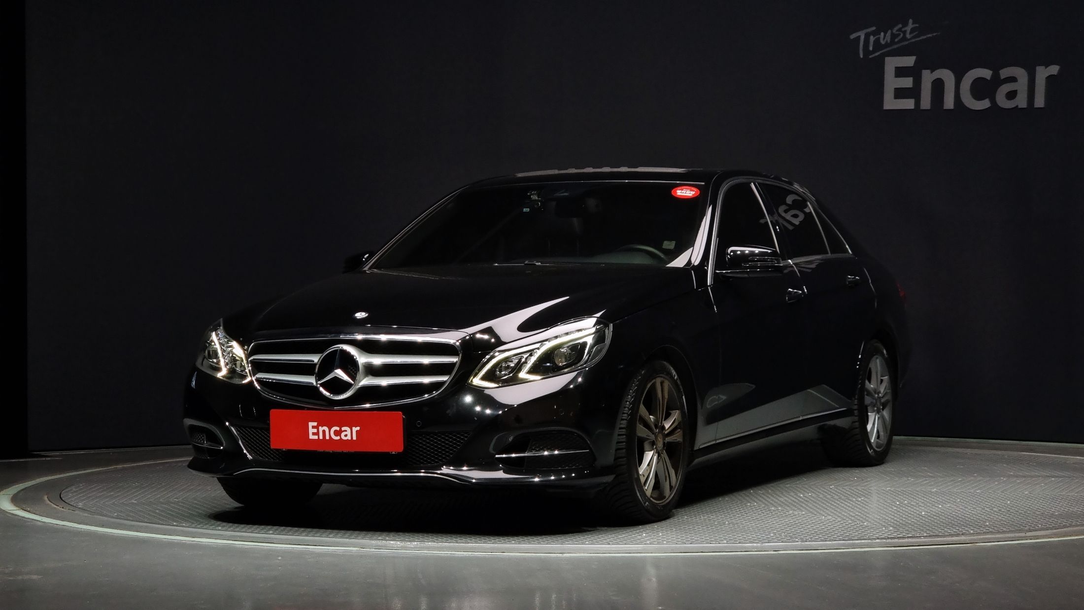 MERCEDES BENZ E-CLASS W212